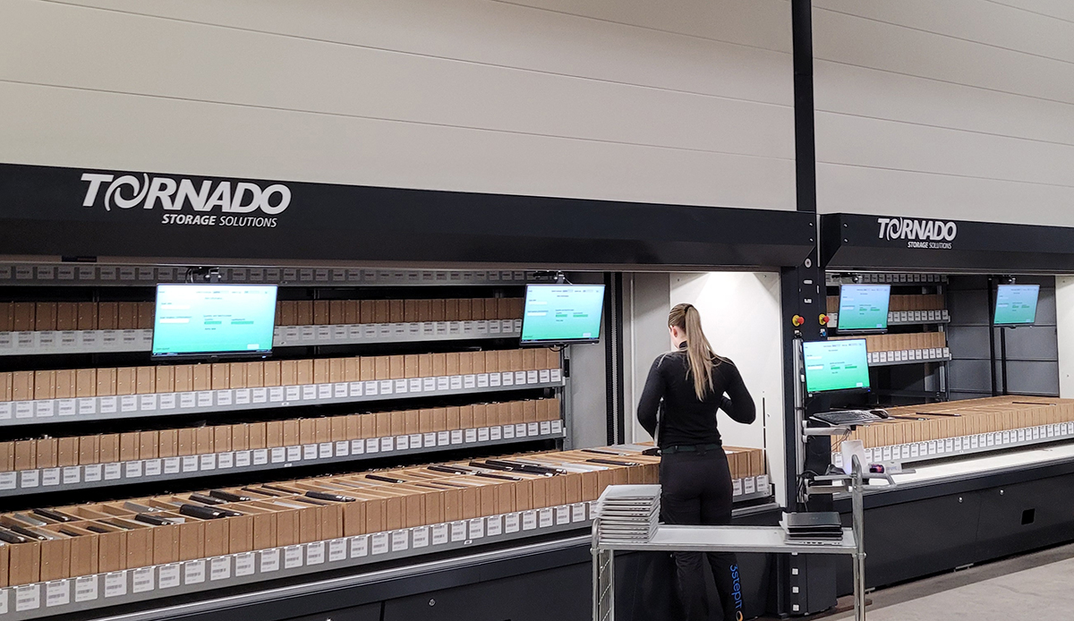 3StepIT & Constructor Zweden - Tornado Verticale opslagmachine