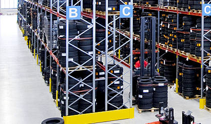 Palletstellingen voor horizontale bandenopslag